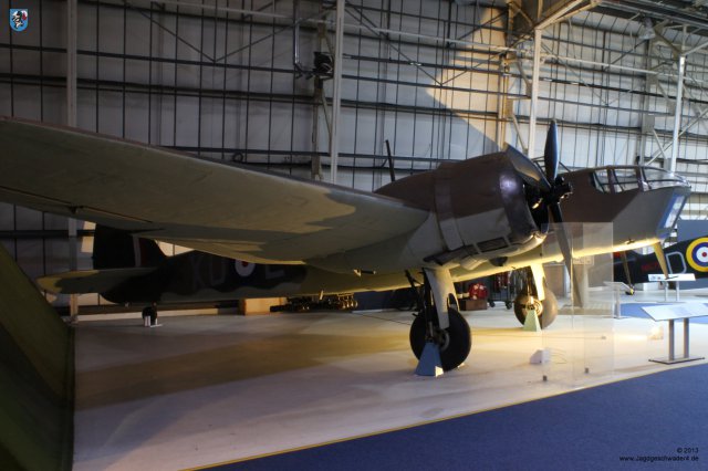 0081_RAF-Museum_Heandon_Bomber_Bristol Blenheim_MkIV_L8756